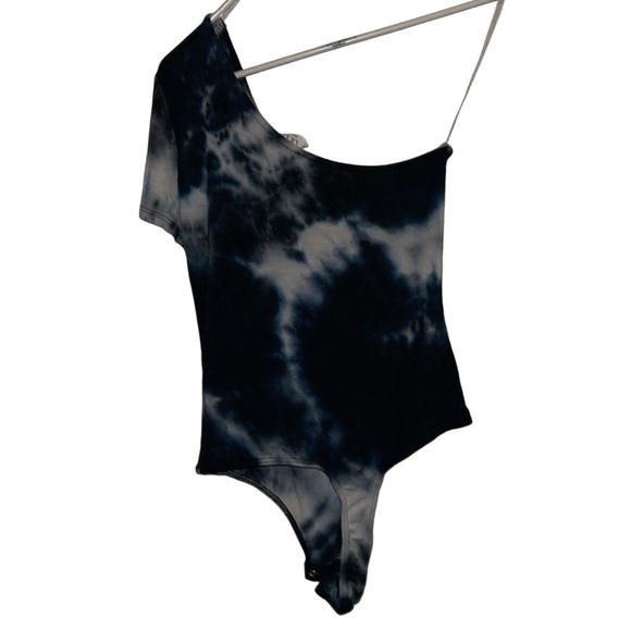 🌹LE LIS BODYSUIT - Picture 2 of 5